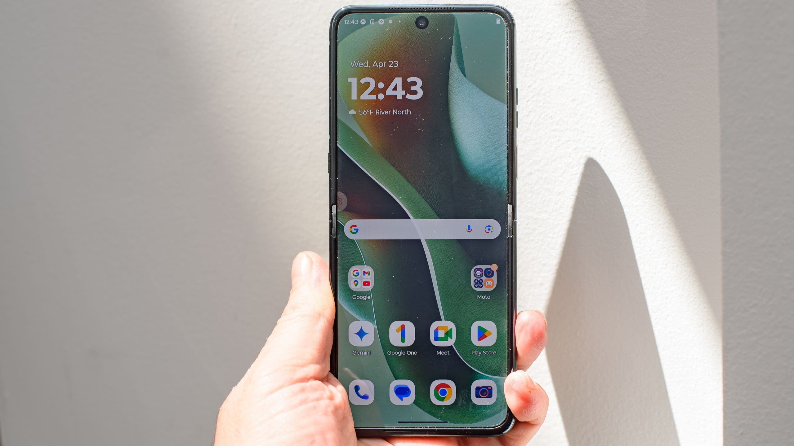 Featured image for: Is this the Honey scandal all over again? Motorola phones caught adding affiliate codes to Amazon orders